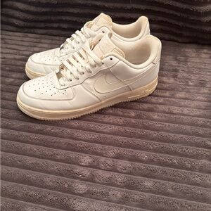 Nike Air Force 1 size 10.5